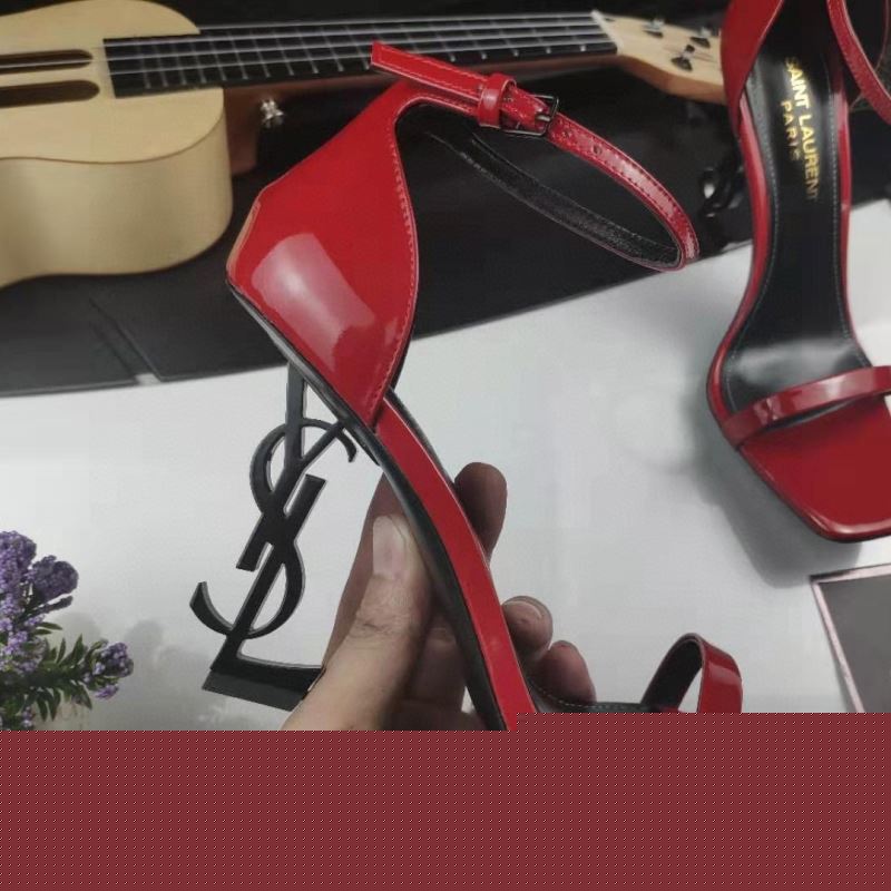 Y*L high heels